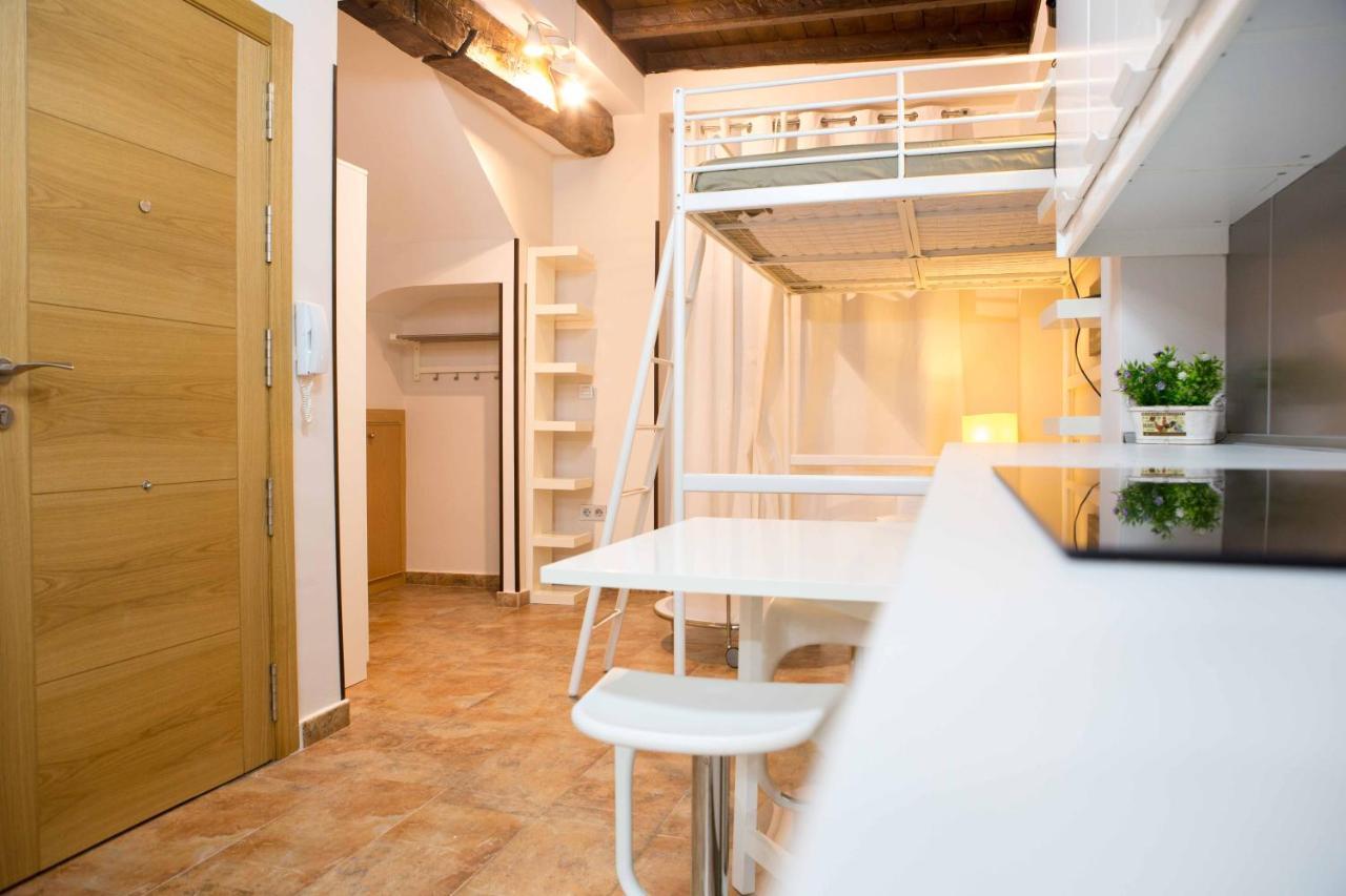 Apartamento céntrico a 10 minutos de la Alhambra con parking gratis Granada Exterior foto